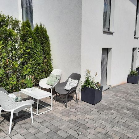 Apartments Bei Playmobil 2,130 M2,24H Self Check-In,Free Parking Zirndorf Esterno foto