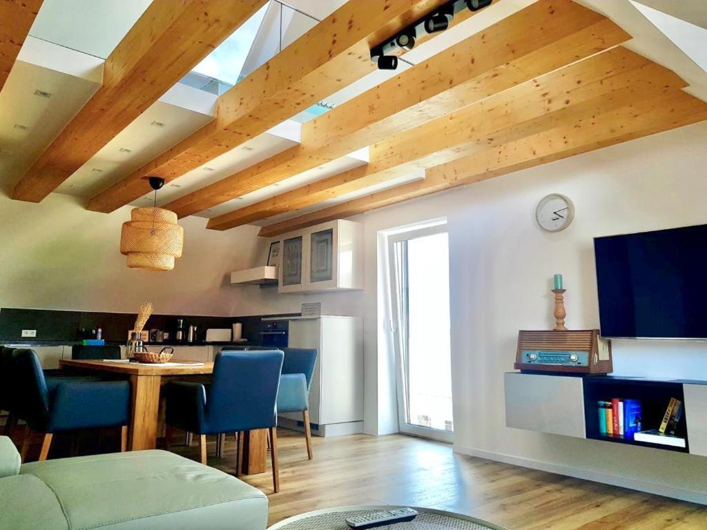 Apartments Bei Playmobil 2,130 M2,24H Self Check-In,Free Parking Zirndorf Esterno foto