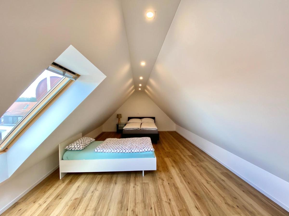 Apartments Bei Playmobil 2,130 M2,24H Self Check-In,Free Parking Zirndorf Esterno foto