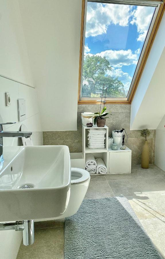 Apartments Bei Playmobil 2,130 M2,24H Self Check-In,Free Parking Zirndorf Esterno foto