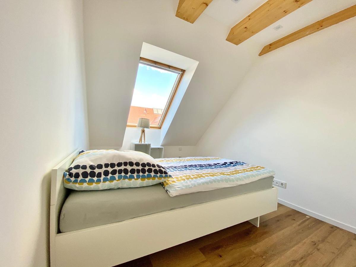 Apartments Bei Playmobil 2,130 M2,24H Self Check-In,Free Parking Zirndorf Esterno foto